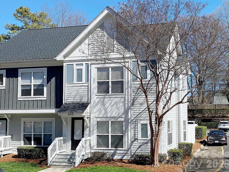 1st image of 446 W Worthington Ave
