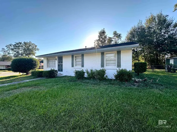 2250 Reve Dr, Mobile, AL 36617