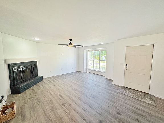 5th image of 1011 Quincy Dr