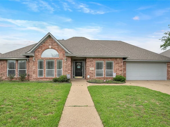 1524 Concord Cir, College Station, TX 77845