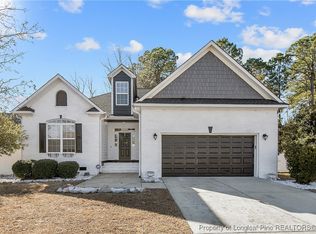 327 Ridgeway Ct, Fayetteville, NC 28311