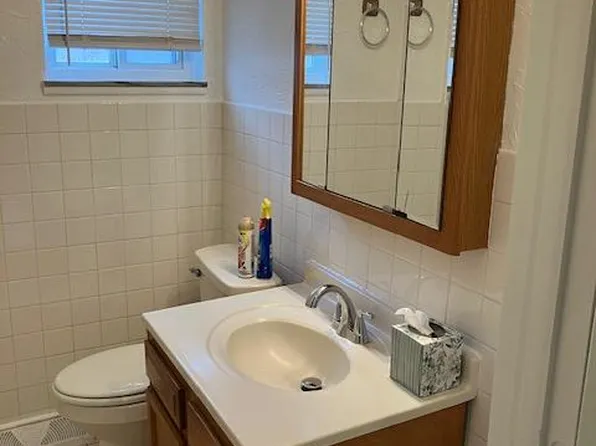 4958 Caroline Dr APT 6, Warrensville Heights, OH 44128