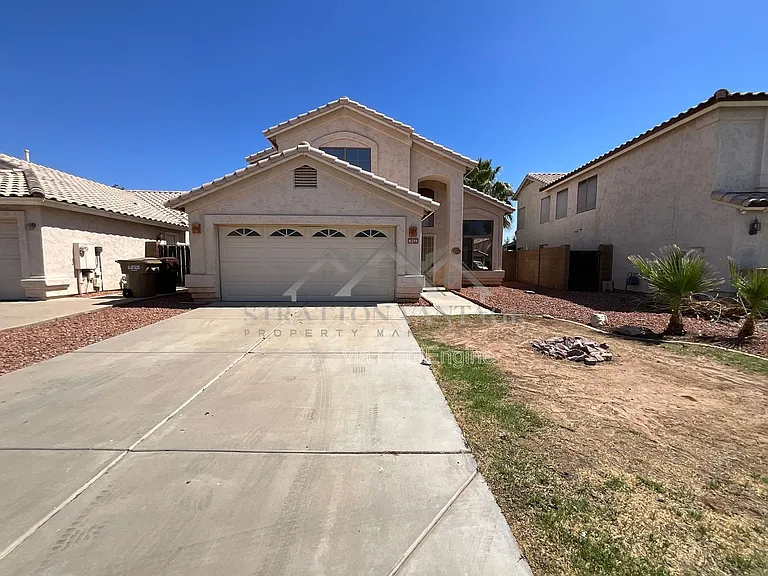 8259 W Eugie Ave — Photo 1