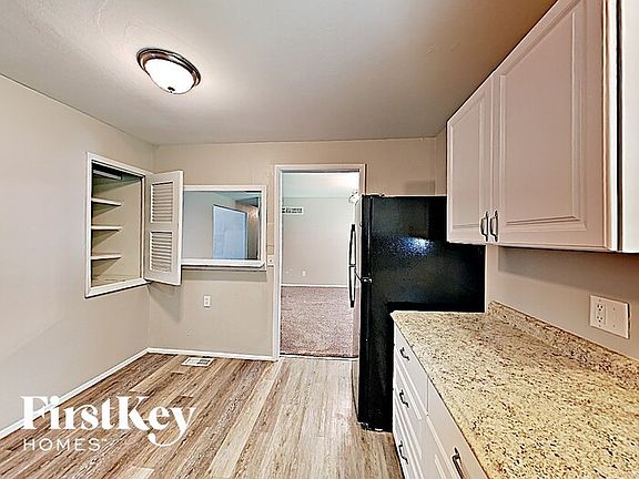 3rd image of 11215 Birmingham Ct