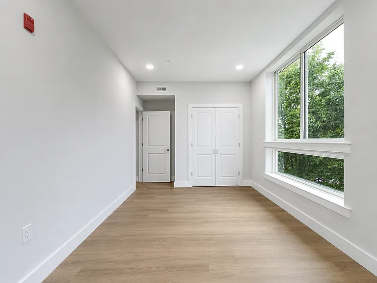 122 E Cumberland St — Photo 17