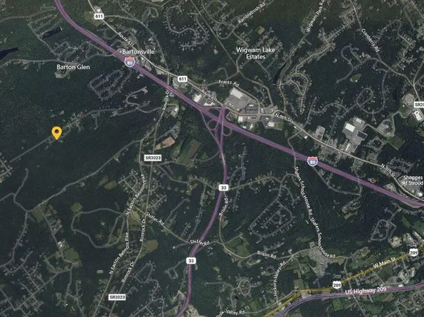 112 Frasier Ln, Stroudsburg, PA 18360