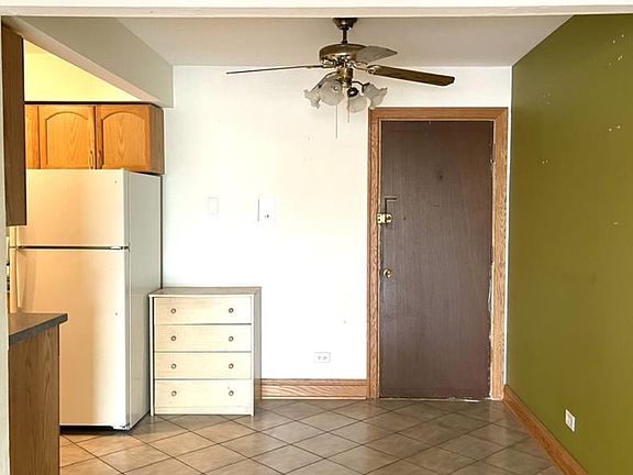 4th image of 11245 S Harlem Ave APT B6