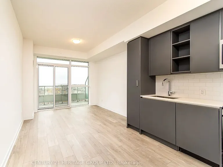 251 Manitoba St #1305 — Photo 7