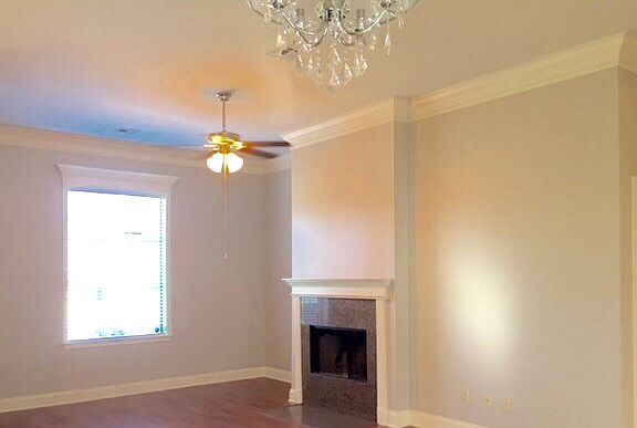 5th image of 200 Creekside Dr