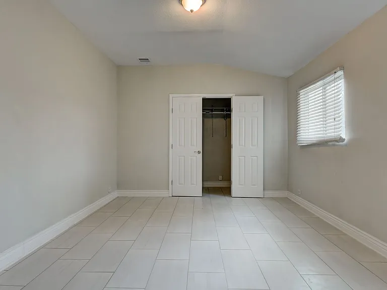 1932 W Huisache Ave — Photo 17