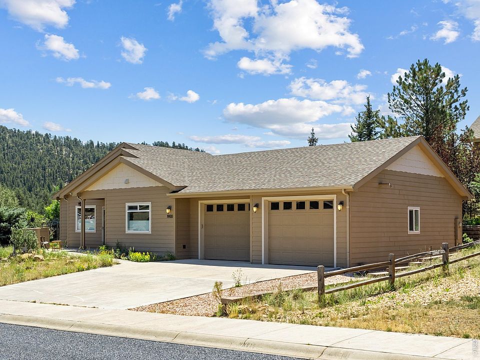 1st image of 1900 Gray Hawk Ct