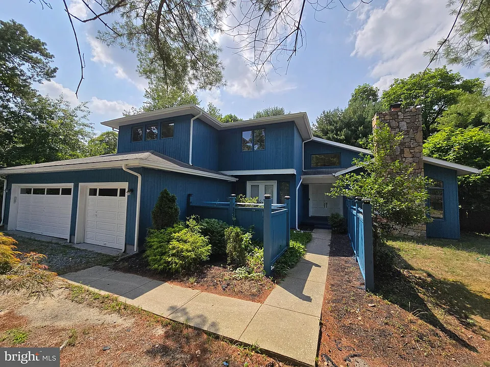 26 Las Brisas Blvd