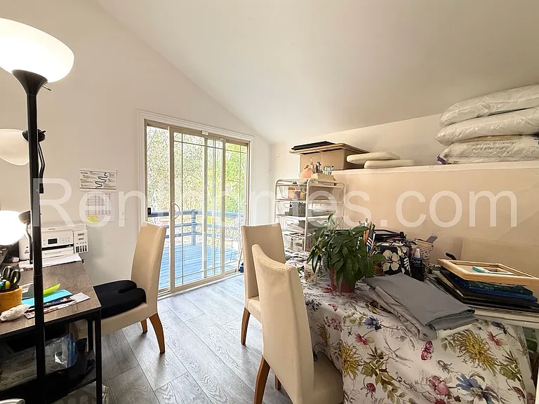 10990 Red Rock Dr — Photo 18