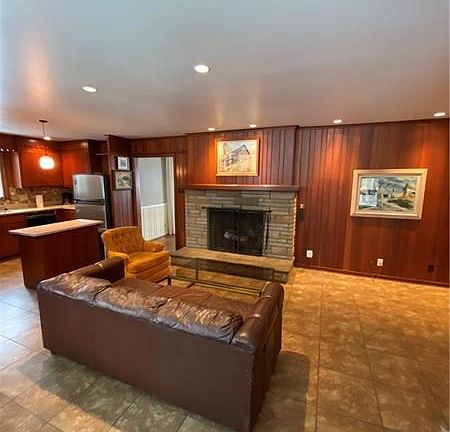 5th image of 265 Hamill Rd