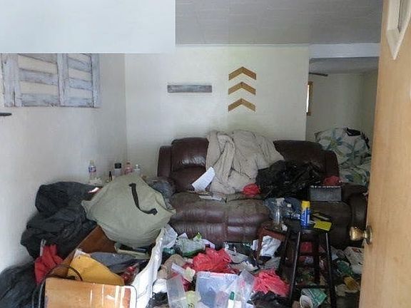 3rd image of 310 David St
