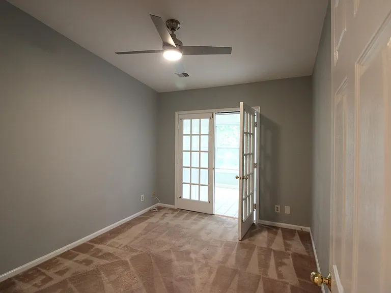 7509 Ashby Ln #N — Photo 14