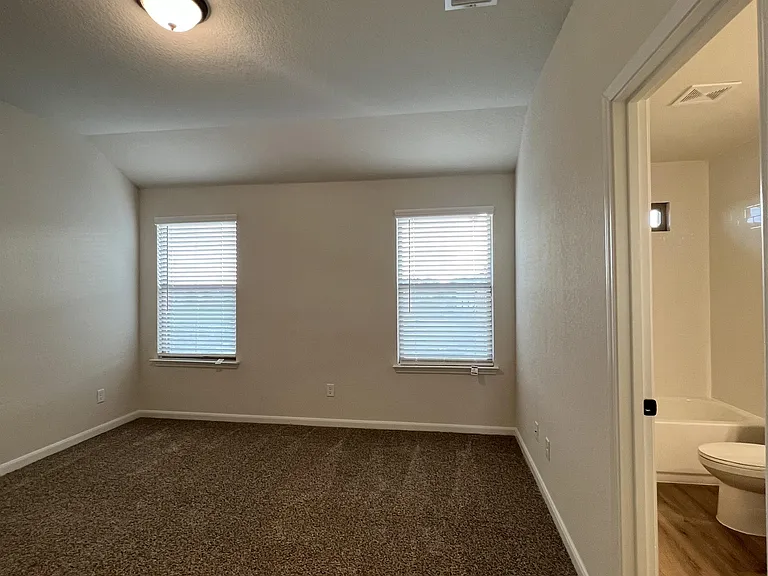 7513 Astro Fld — Photo 24