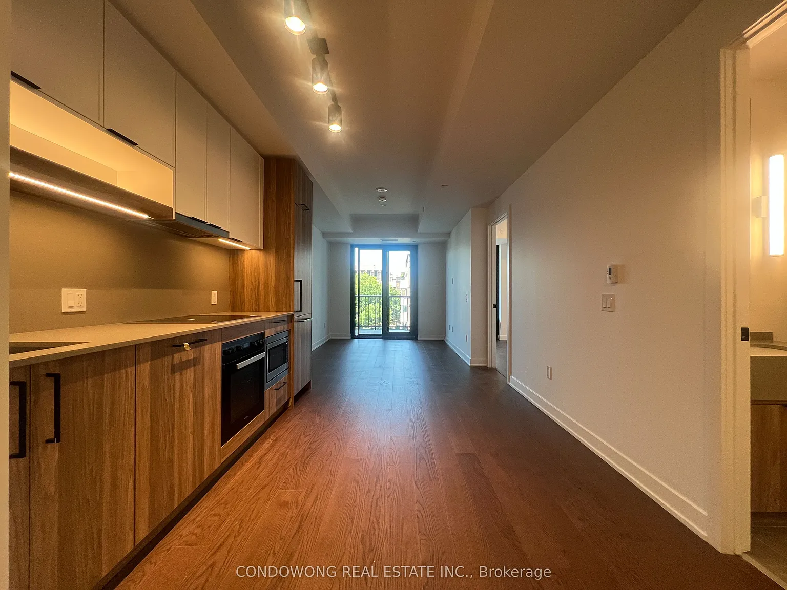 2 bed, $2,500 — Photo 1