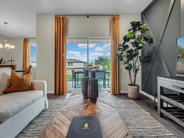 644 Crown Rose Dr, Eagle Lake, FL 33839