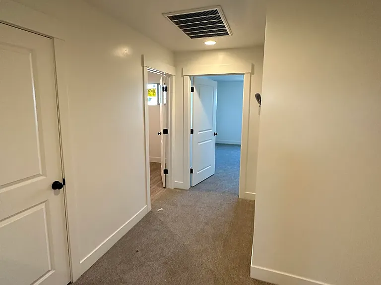 2296 E Alexander Ln — Photo 10
