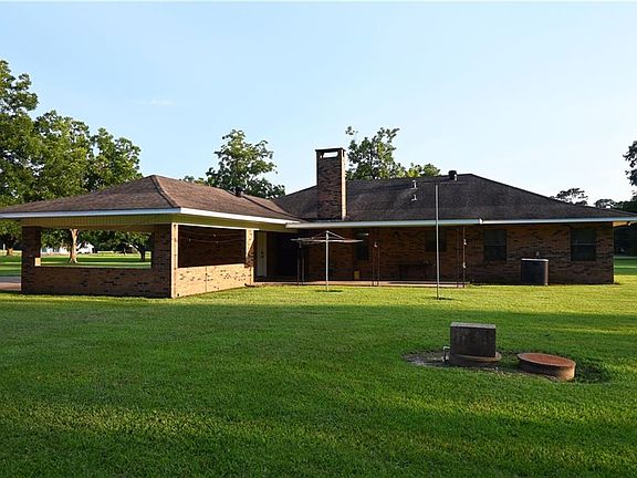 3rd image of 1351 Highway 1188 Rd