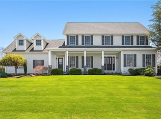 27 Windsong Rd, Cumberland, RI 02864