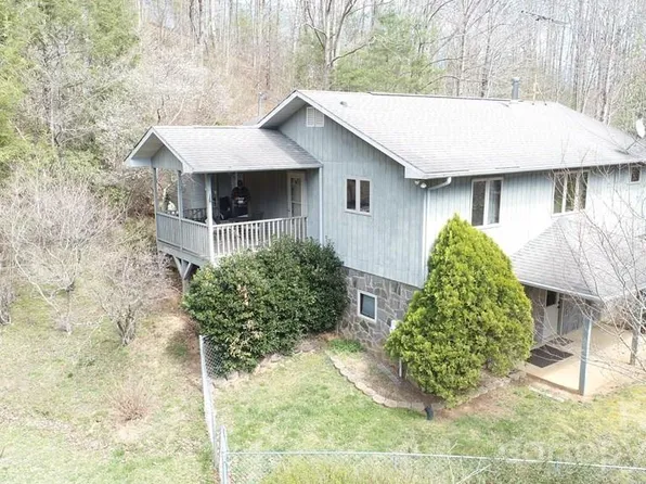133 Ambria Dr, Waynesville, NC 28785