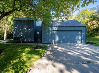 302 Miller Lake Rd, Wooster, OH 44691