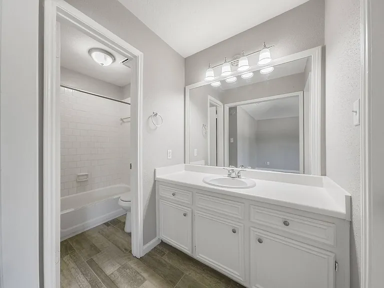 13607 Ravensway Dr #A — Photo 12