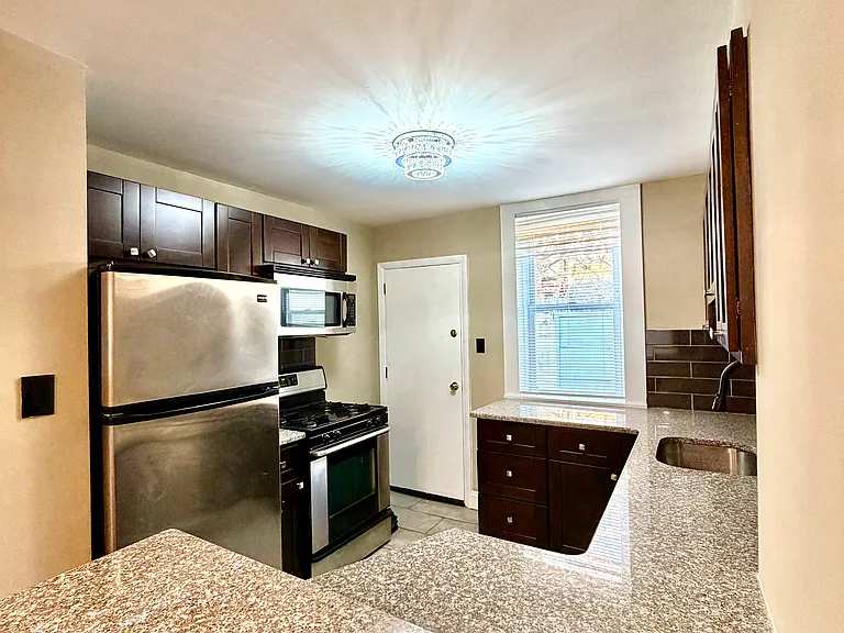 2223 Winton St — Photo 14