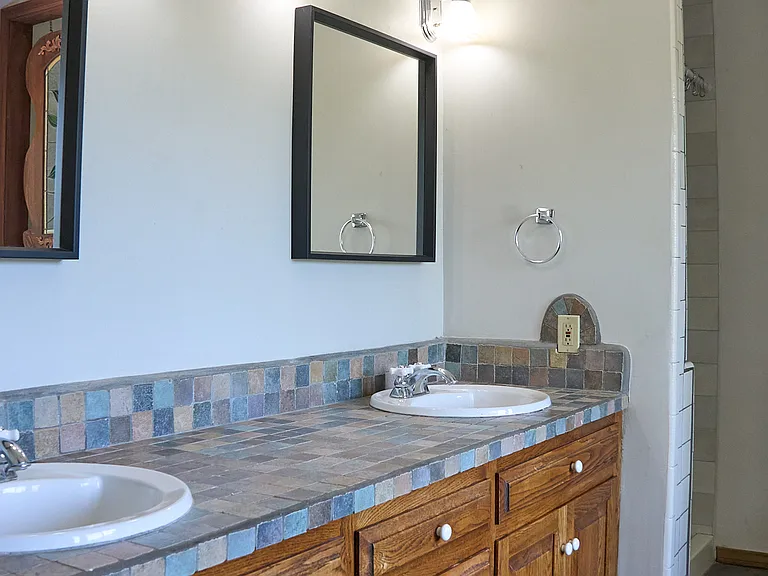397 Loftyhill Dr — Photo 38