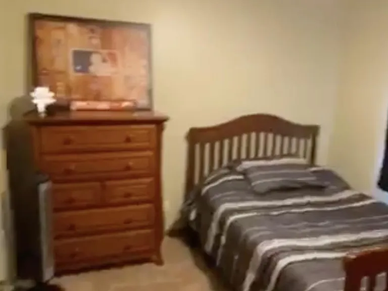 Second bedroom