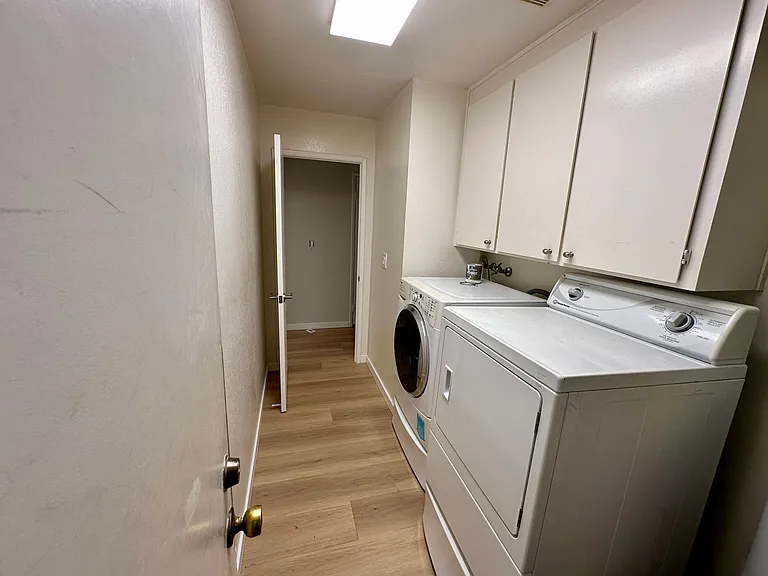 27 Bridgewater Way — Photo 35