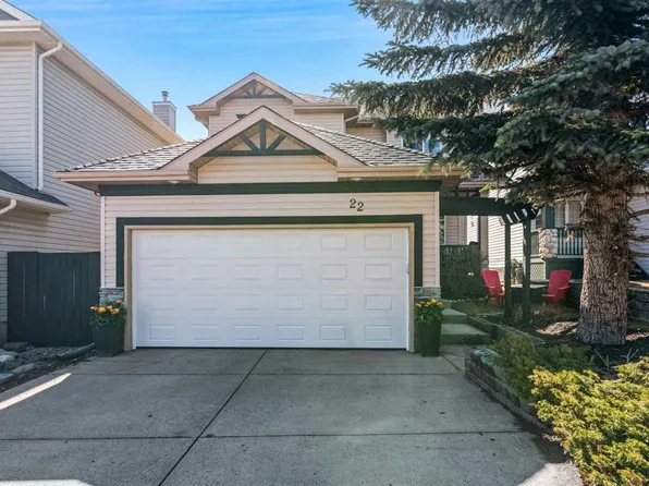 22 Hidden Valley Mnr NW, Calgary, AB T3A 5V4