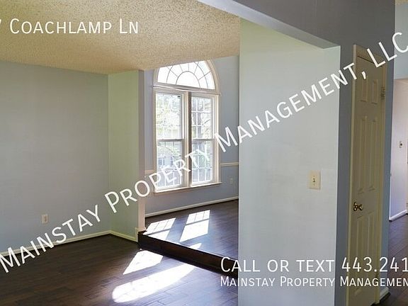 4th image of 13547 Coachlamp Ln