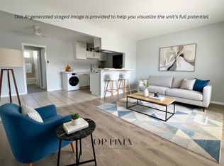 925 E 5th St APT 10, Long Beach, CA 90802