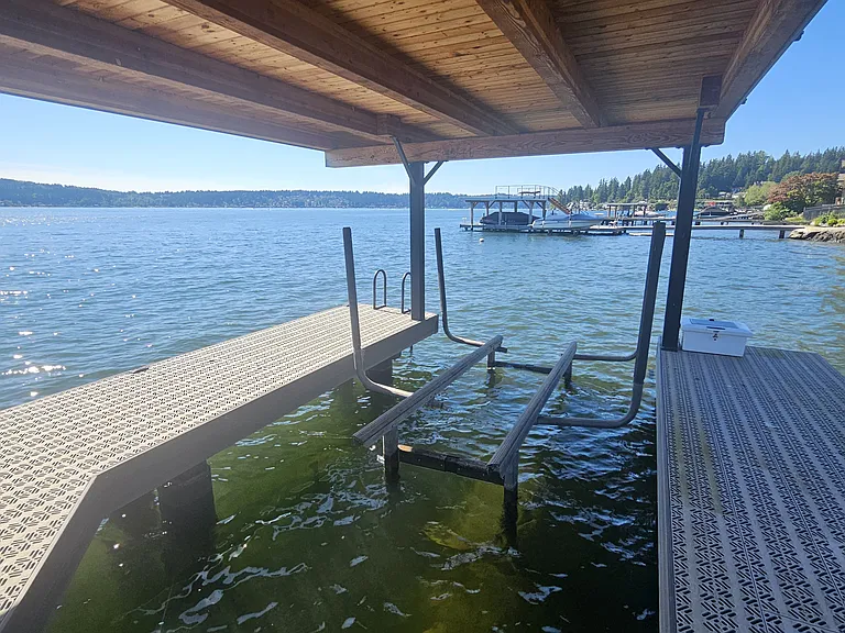 3803 E Lake Sammamish Shore Ln SE — Photo 9