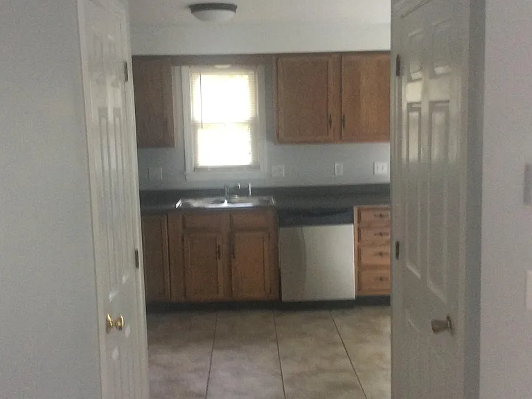 2 Reynolds St #1 — Photo 2