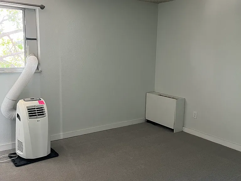 Bedroom_Portable_AC_Bedroom_End_Of_Complex