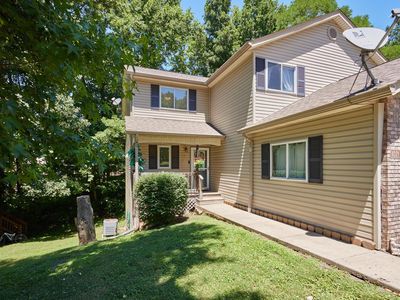 1021 N Forest View Dr, Bloomington, IN, 47404