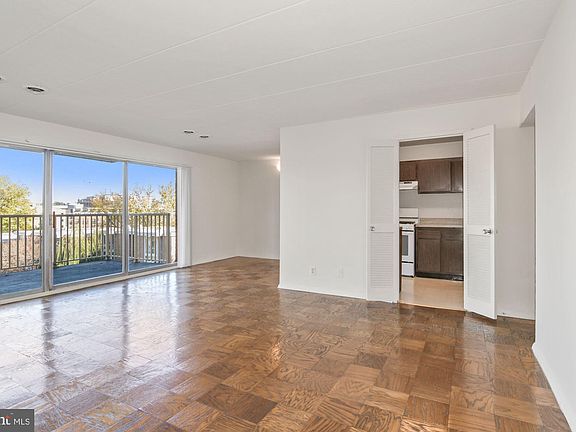 2nd image of 2618 Redcoat Dr #186-2C