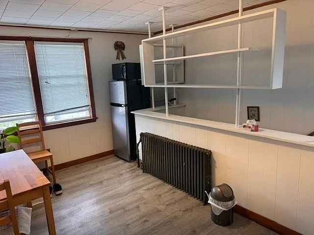 3 bed, 2.0 bath, 2000 sqft, $3,250 — Photo 3