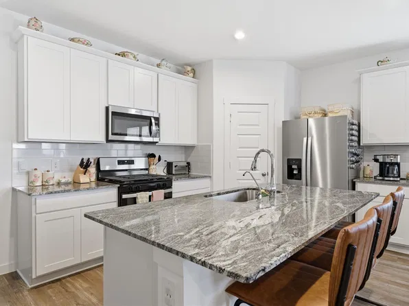 3031 Magnolia Pass Ln, League City, TX 77573
