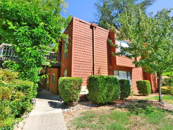 722 Woodside Ln E Unit 1, Sacramento, CA 95825