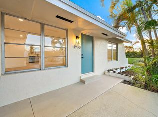 1930 Service Rd, North Palm Beach, FL 33408