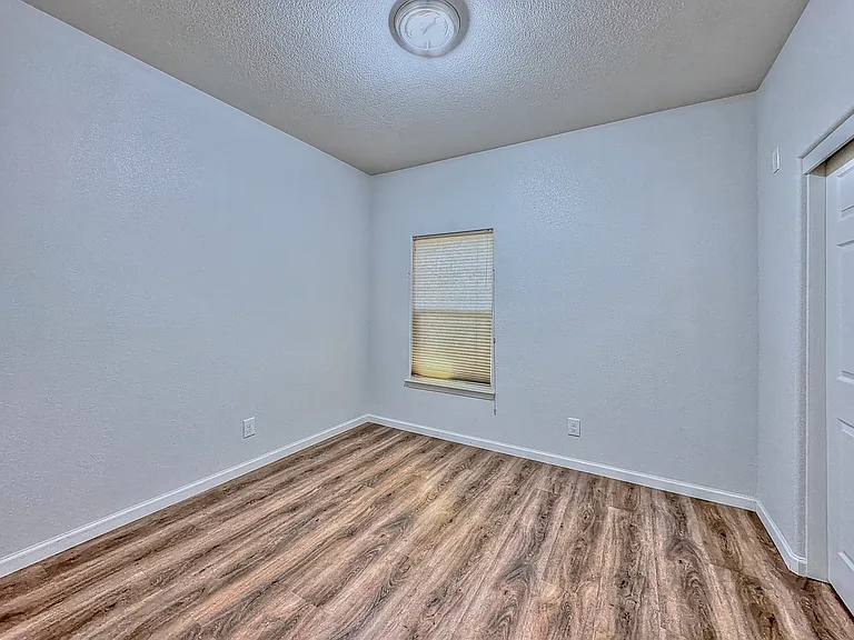 5643 Gold River Way — Photo 12