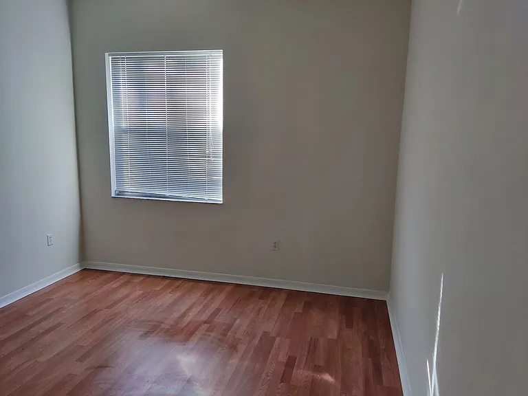 67 Parkway Dr — Photo 18