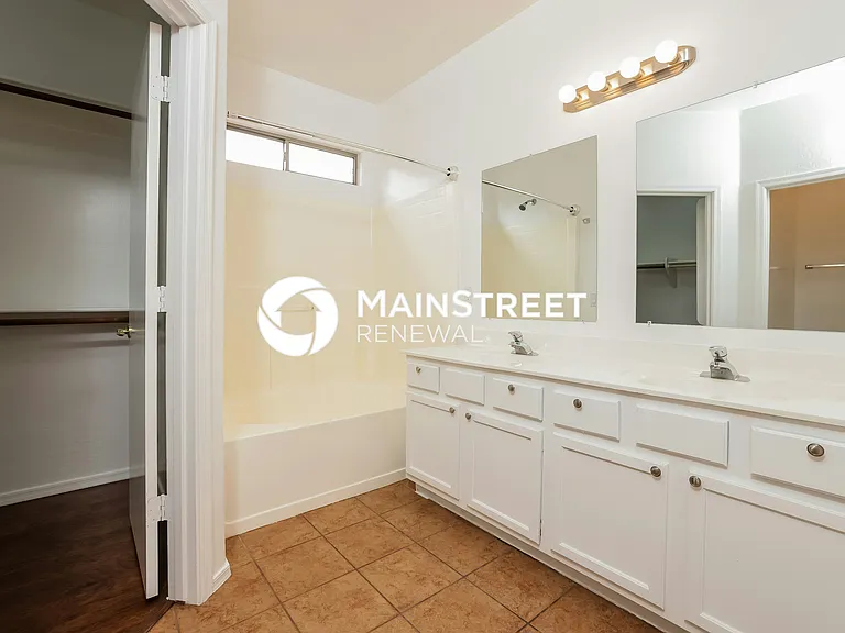 Main Bathroom