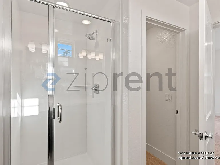 376 Line St — Photo 14