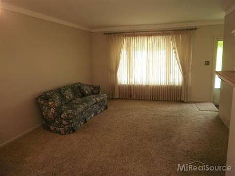 2nd image of 889 Parliament Ave